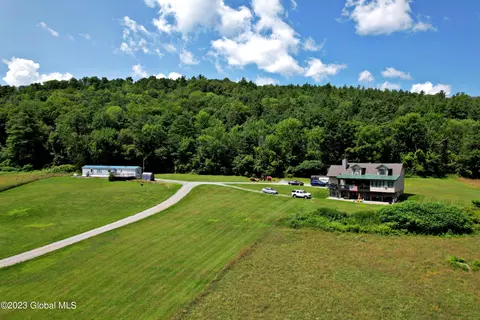 2887 State Route 22a, Hampton, NY 12837 photo 2