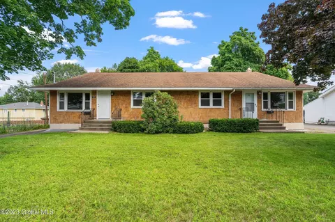 307 Harlem St, Schenectady, NY 12306