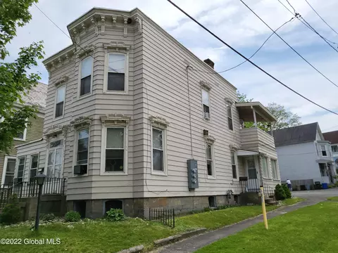 832 Union St, Schenectady, NY 12308