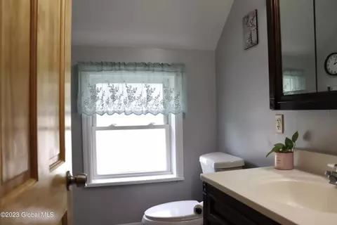 459 Alexander St, Schenectady, NY 12308 photo 30