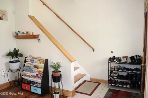 459 Alexander St, Schenectady, NY 12308 photo 9