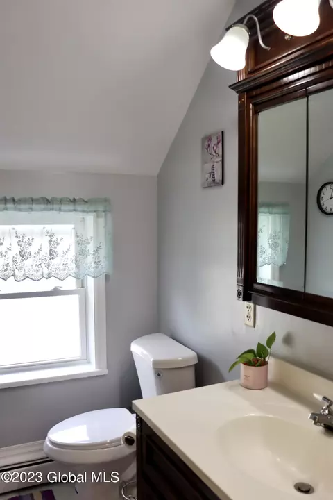 459 Alexander St, Schenectady, NY 12308 photo 31