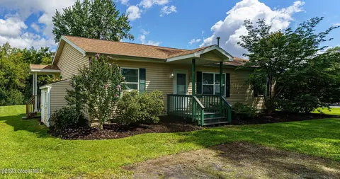 1390 Vley Rd, Glenville, NY 12302