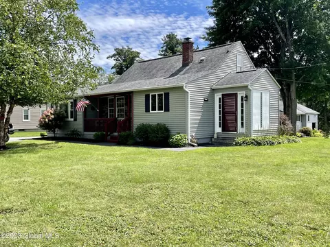 185 Hagaman Ave, Amsterdam, NY 12086