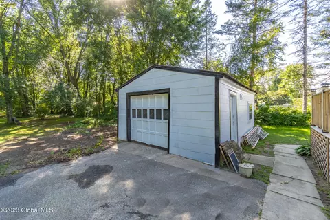 2811 Curry Rd, Schenectady, NY 12303 photo 29