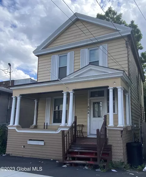 854 3rd St, Albany, NY 12206