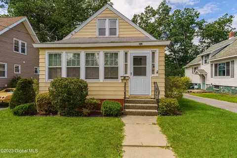1235 Garner Ave, Schenectady, NY 12309