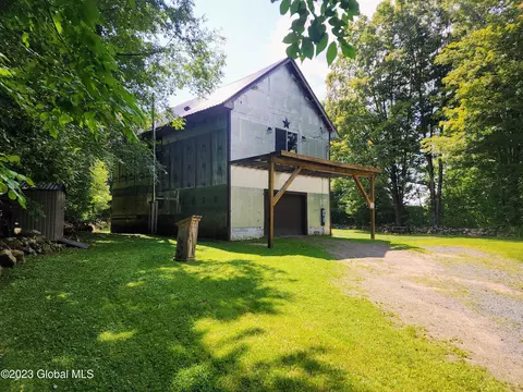 382 Cline Rd, Saint Johnsville, NY 13452