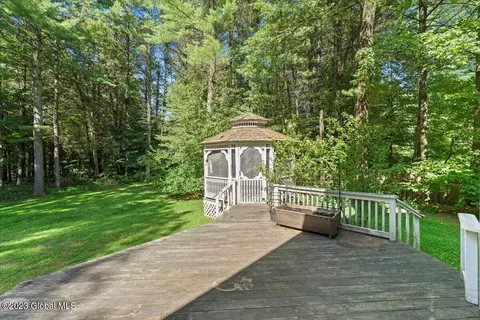 27 Brookside Dr, Saratoga Springs, NY 12866 photo 36