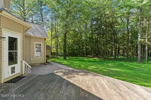 27 Brookside Dr, Saratoga Springs, NY 12866 photo 37