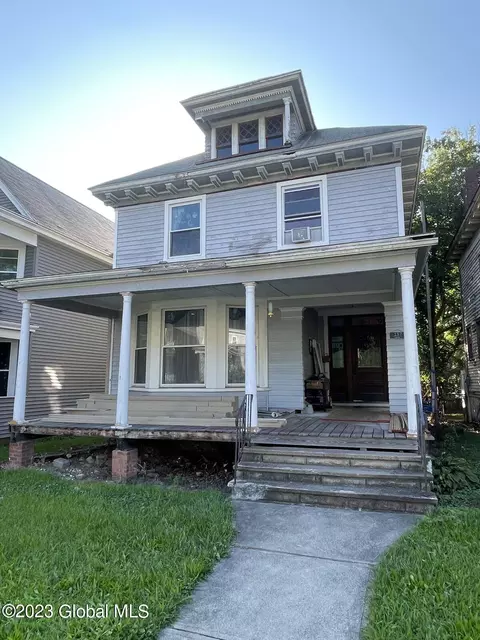 187 7th Ave, Troy, NY 12180
