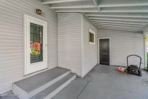 211 Stoodley Pl, Schenectady, NY 12303 photo 42