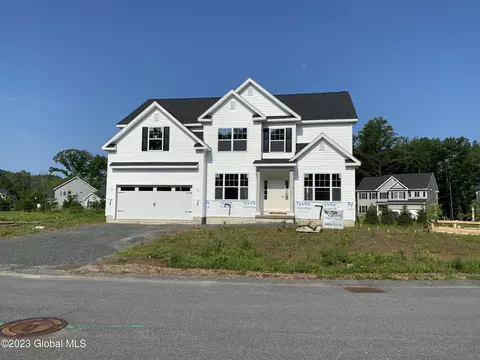 7 Basswood Ct, Ballston Lake, NY 12019
