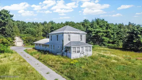 4692 Route 9n, Corinth, NY 12822