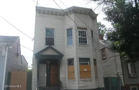 468 Elk St, Albany, NY 12206