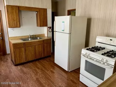 1833 Euclid Ave, Schenectady, NY 12306 photo 6