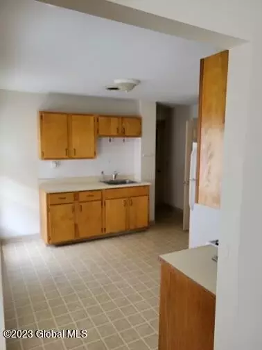 1833 Euclid Ave, Schenectady, NY 12306 photo 8