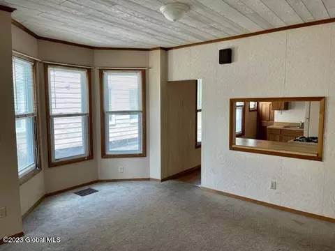 1833 Euclid Ave, Schenectady, NY 12306 photo 2