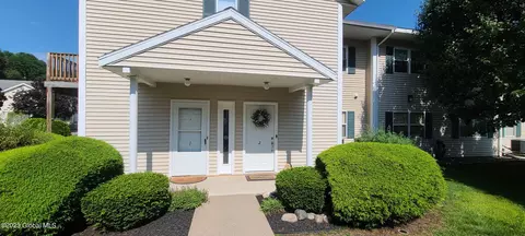 401 Greenwich Dr #1, Albany, NY 12203