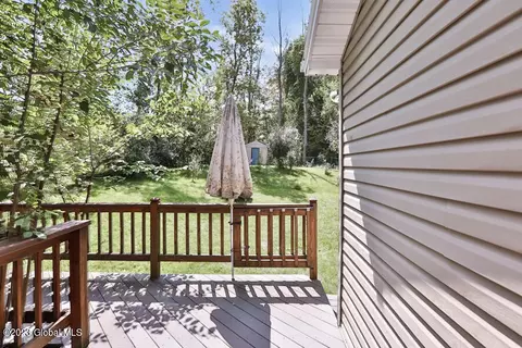 77 Meadowbrook Dr, Slingerlands, NY 12159 photo 31