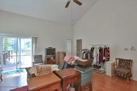 77 Meadowbrook Dr, Slingerlands, NY 12159 photo 15