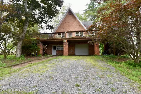 113 Pike Ave, Broadalbin, NY 12025