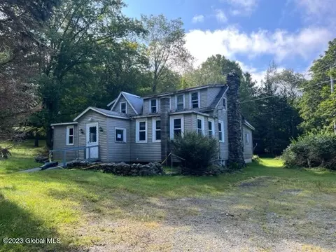 1554 Plank Rd, Petersburgh, NY 12138