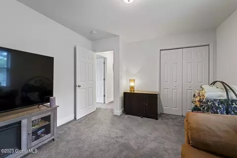 2852 Olean St, Schenectady, NY 12306 photo 21