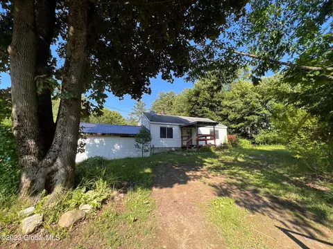 3167 Ny-30, Gloversville, NY 12078