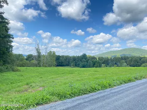 219 Mccart Rd, Eagle Bridge, NY 12057