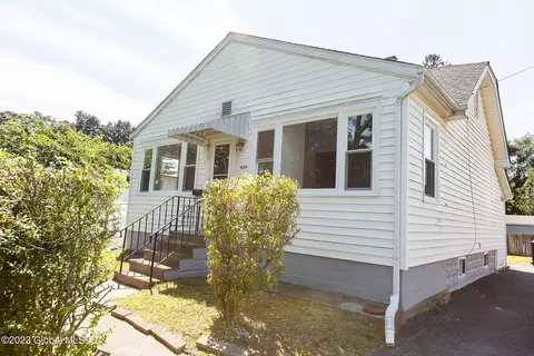 1409 Fordham Ave, Rotterdam, NY 12306