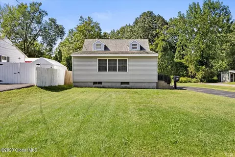 3404 Mcdonald Ave, Schenectady, NY 12304