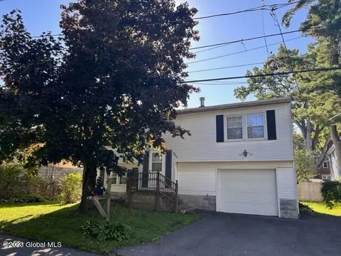 222 Hillcrest Ave, Schenectady, NY 12304