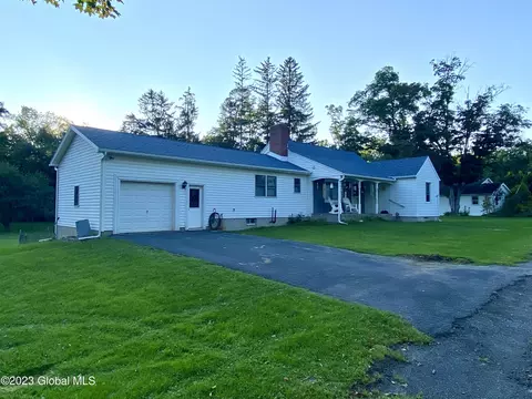 149 Bray Rd, Central Bridge, NY 12035
