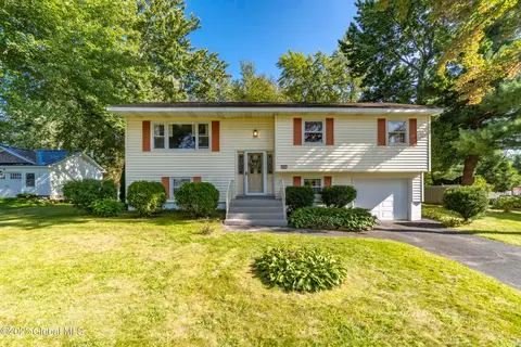 42 Marriner Ave, Albany, NY 12205