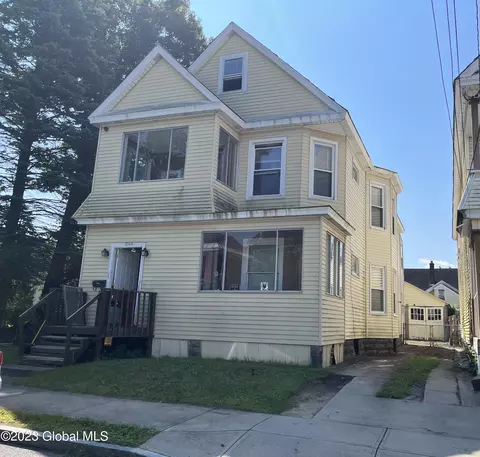 1042 Bridge St, Schenectady, NY 12303
