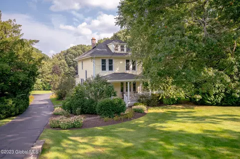 309 Loudon Rd, Loudonville, NY 12211