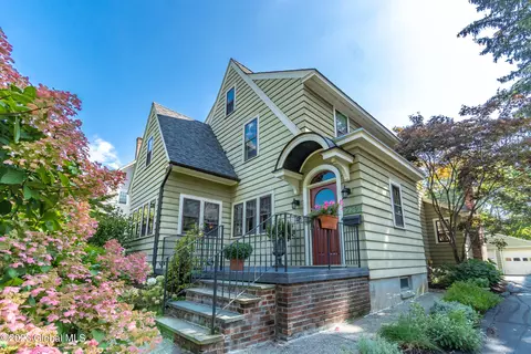 229 S Manning Blvd, Albany, NY 12208