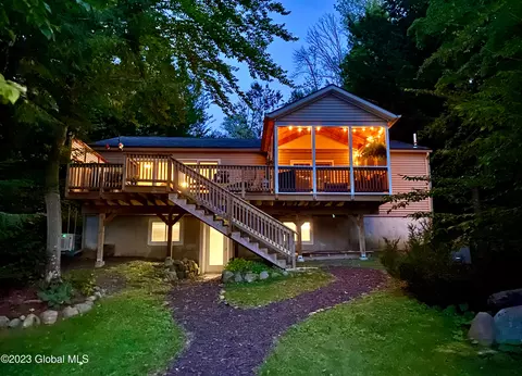 515 S Shore Rd Peck, Gloversville, NY 12078