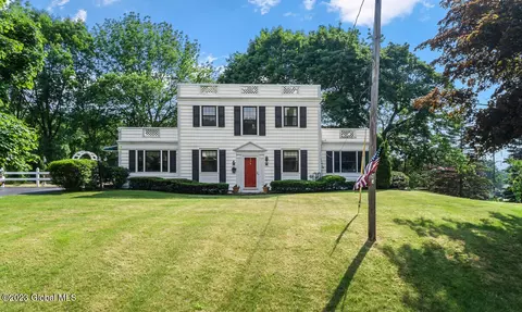 376 Albany Shaker Rd, Loudonville, NY 12211