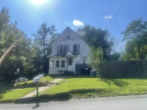 49 N Center St, Fultonville, NY 12072