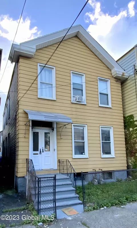 133 Main St, Cohoes, NY 12047
