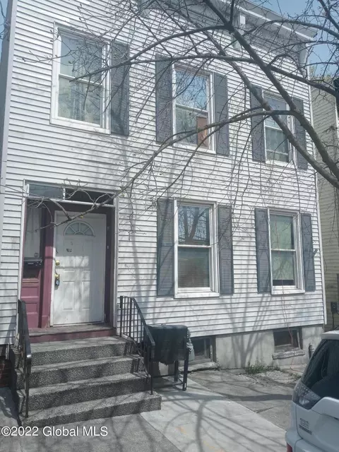 109 Sherman St, Albany, NY 12206