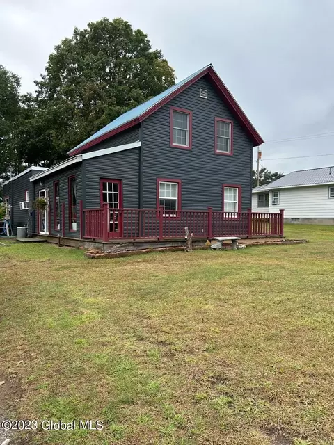 3126 Broad St, Port Henry, NY 12974