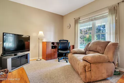 106 Stockbridge Ct, Ballston Spa, NY 12020 photo 7