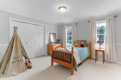 40 Oregon Trl, Halfmoon, NY 12188 photo 51