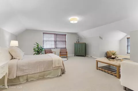 40 Oregon Trl, Halfmoon, NY 12188 photo 45