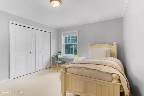40 Oregon Trl, Halfmoon, NY 12188 photo 48