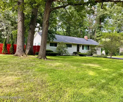 10 Laurel Ln, Ballston Spa, NY 12020 photo 5
