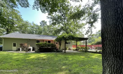 10 Laurel Ln, Ballston Spa, NY 12020 photo 33